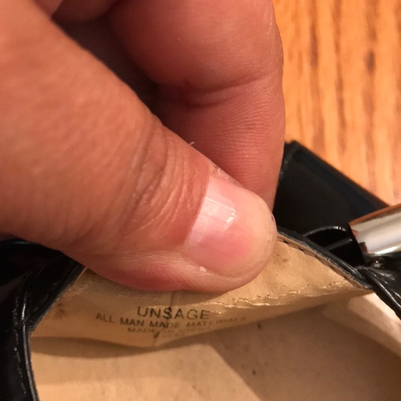 Black Unisa mini heels. Very comfortable - Picture 4 of 4